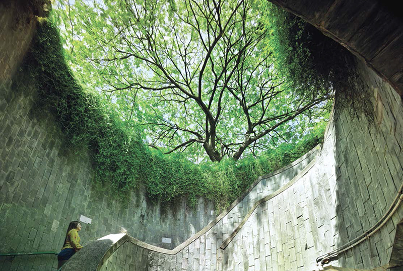 RIVIERE_FORT CANNING PARK